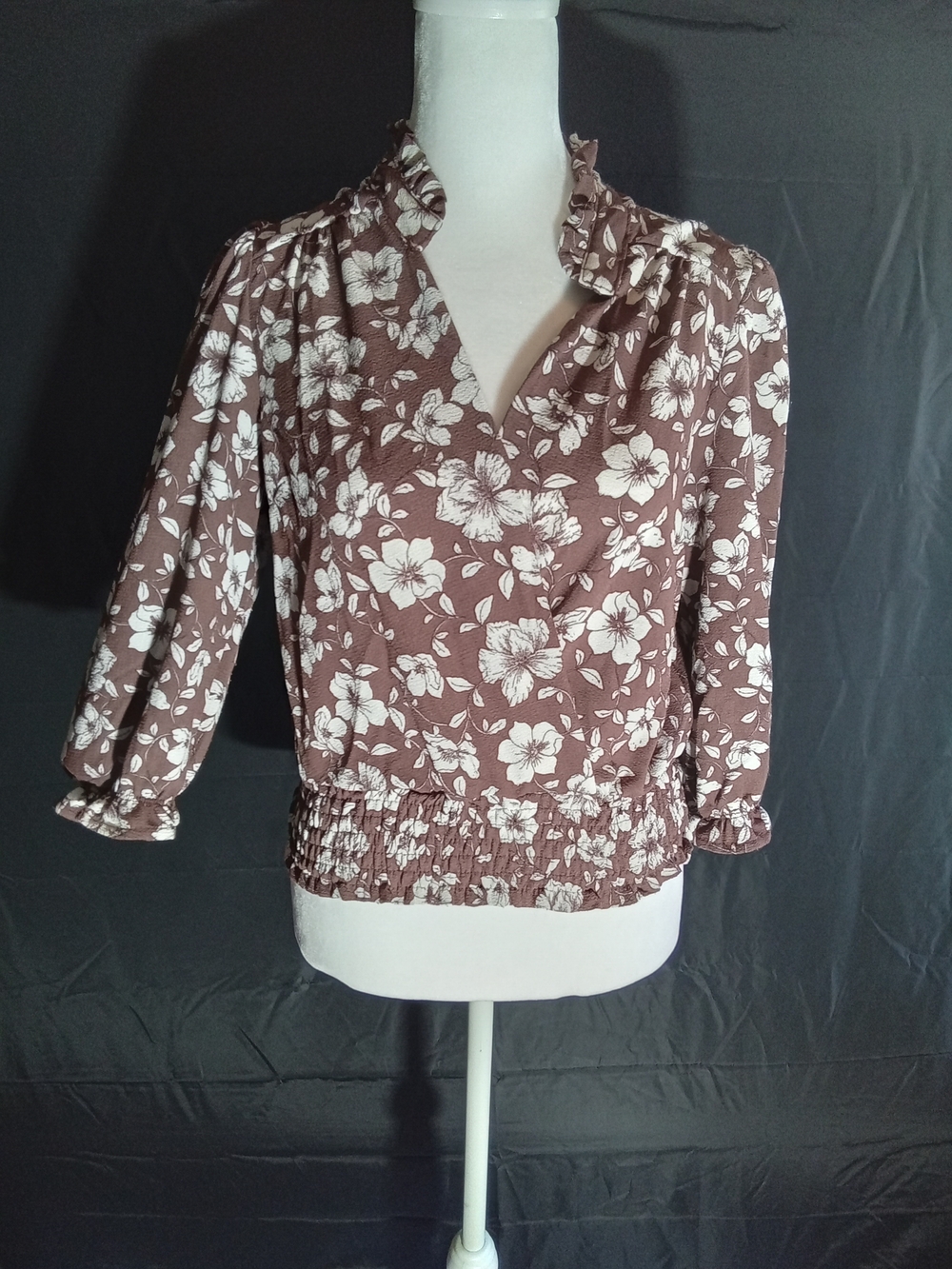 Monteau Brown Floral V-Neck‎ Smocked Hem Blouse